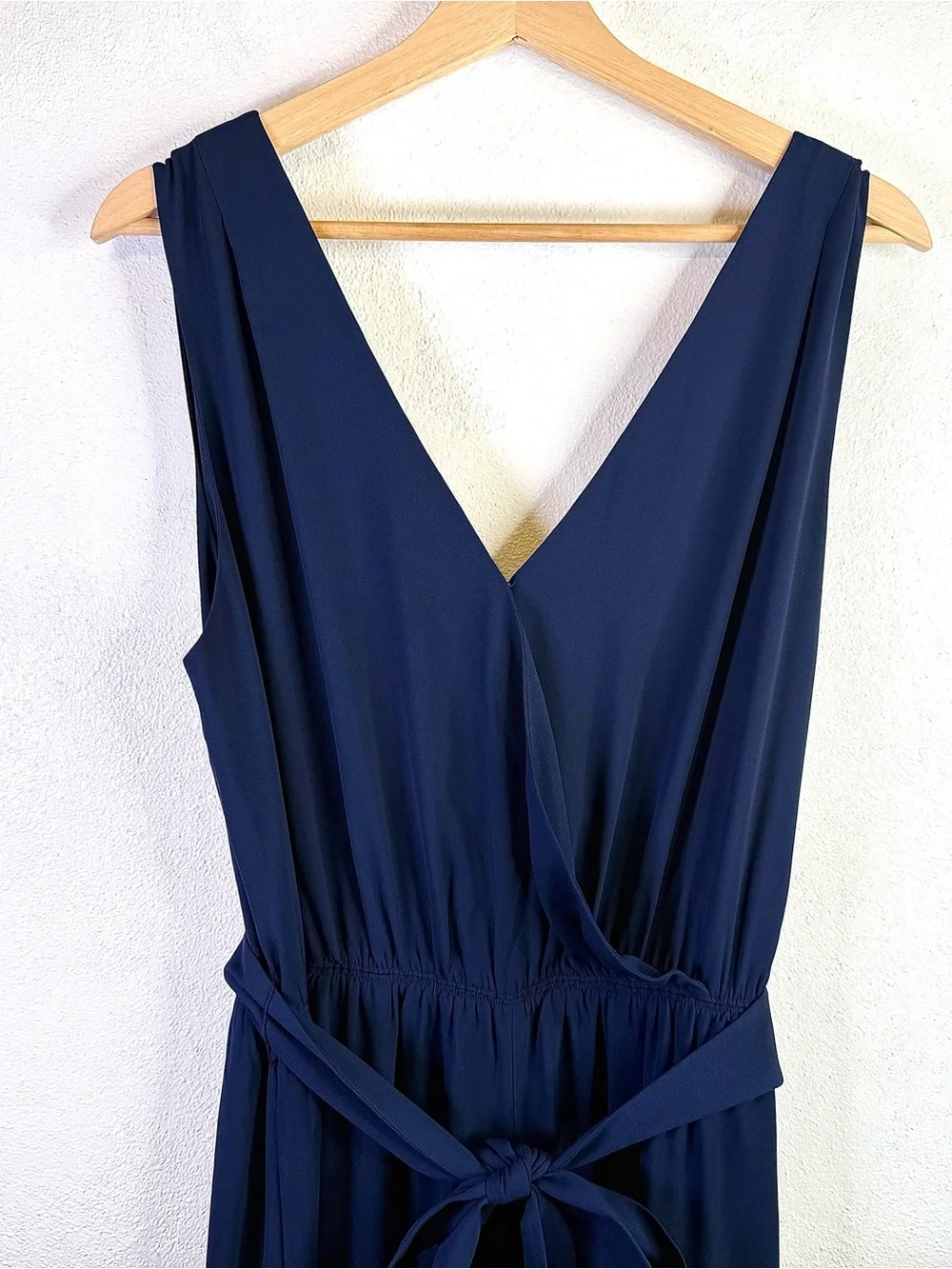Aritzia Babaton Maximillian Belted Wide Leg Sleeveless Jumpsuit Navy Blue Size L
